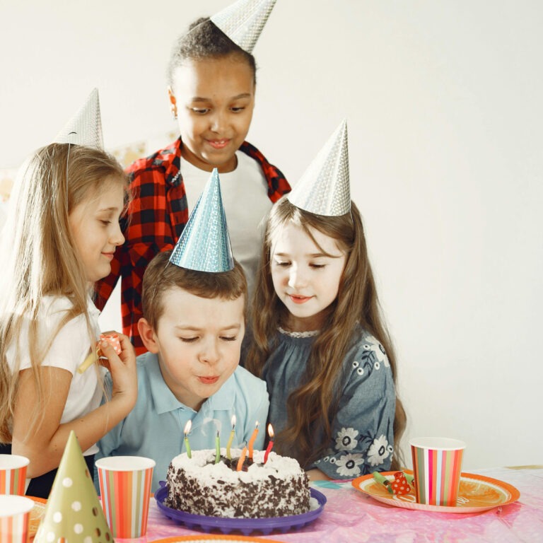 Book a birthday party at gro for you